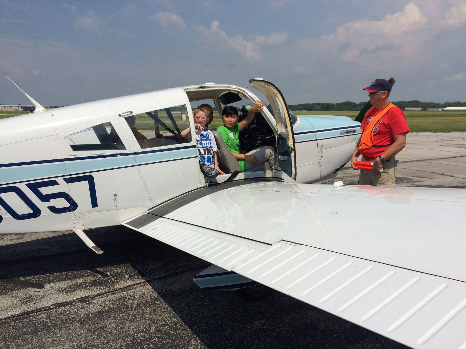 EAA Chapter 2 Slideshow Image 4